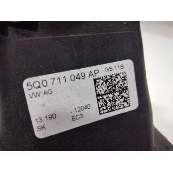 Recambio de palanca cambio para audi a3 (8v) ambiente referencia OEM IAM 5Q0711049AP  
