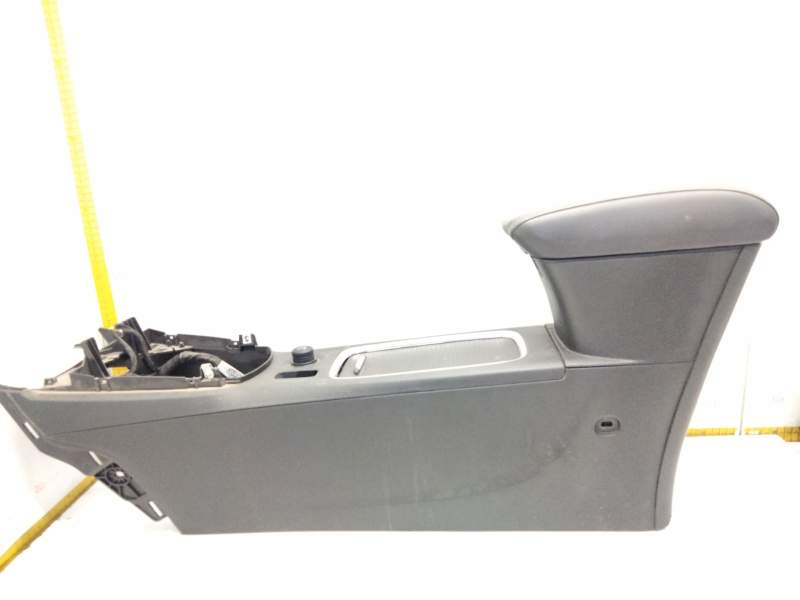 Recambio de reposabrazos para opel astra k sports tourer excellence referencia OEM IAM   