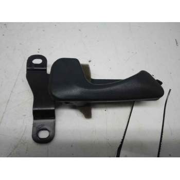 Recambio de maneta interior trasera izquierda para mitsubishi galloper (hyundai) 2.5 td (3-ptas.) referencia OEM IAM   