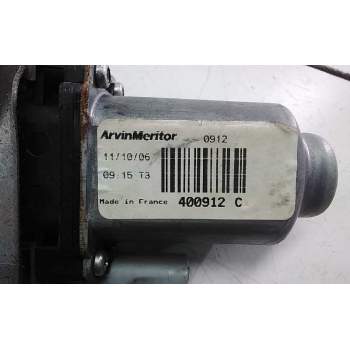 Recambio de elevalunas delantero derecho para peugeot 207 urban referencia OEM IAM 400912C  