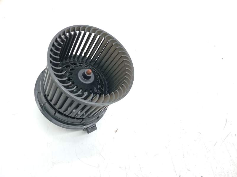Recambio de motor calefaccion para citroën c4 berlina exclusive referencia OEM IAM T1011034D  