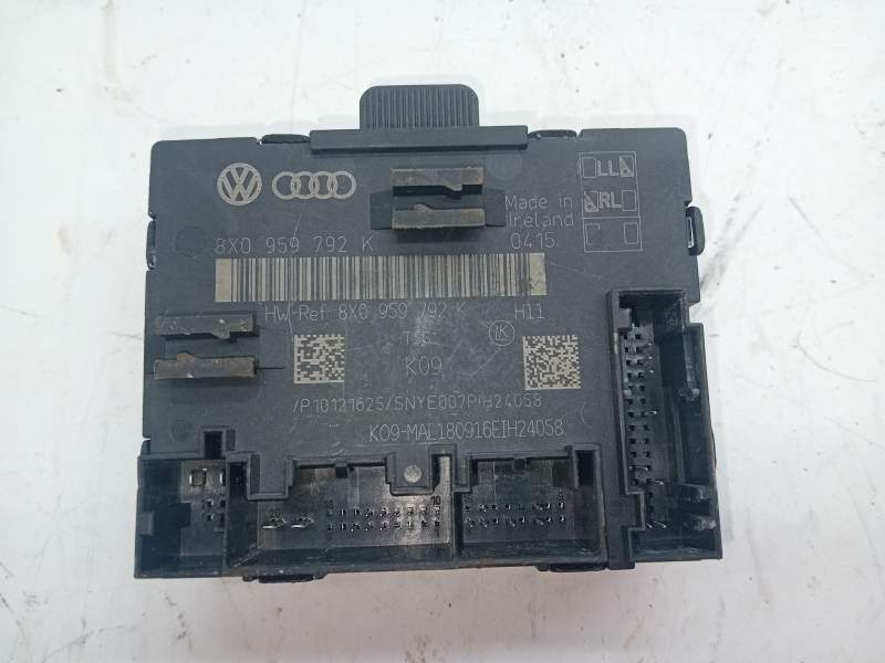 Recambio de modulo control puerta para audi a1 (8xk) 1.0 tfsi referencia OEM IAM 8X0959792K  