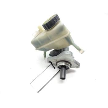 Recambio de bomba freno para mercedes-benz clase clk (w209) coupe 270 cdi (209.316) referencia OEM IAM A2034300002  