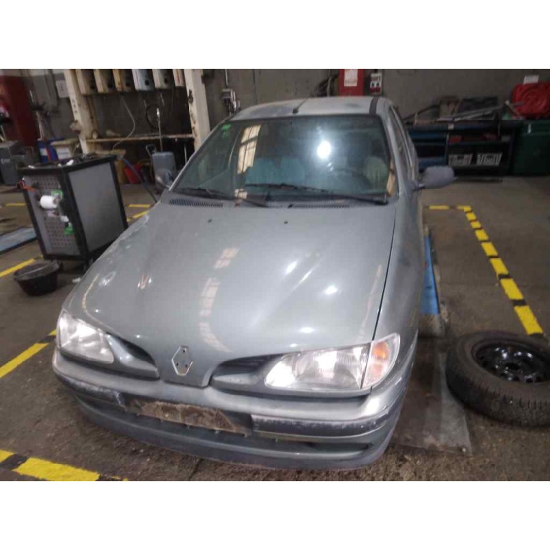 renault megane i berlina hatchback (ba0) del año 1998