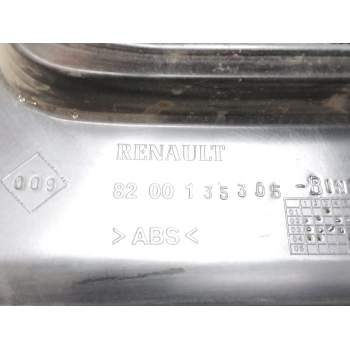Recambio de rejilla delantera para nissan interstar furgoneta (x70) dci 80 referencia OEM IAM 8200135305  