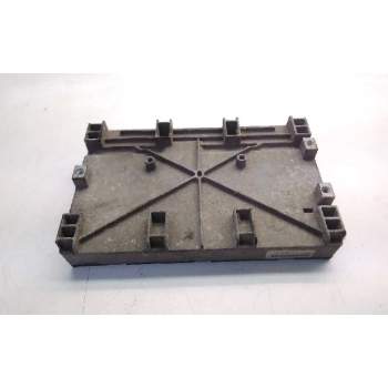 Recambio de centralita motor uce para chrysler grand voyager lx referencia OEM IAM P68003323AE 841100 1A8HSH4968B162664