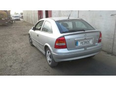 opel astra g berlina del año 2000 2