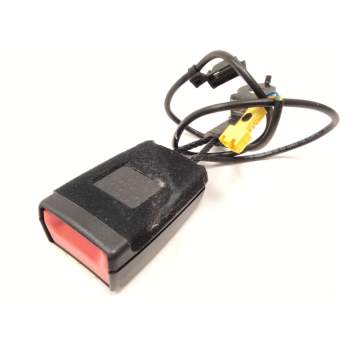 ENGANCHE DELANTERO IZQUIERDO A2138600169 