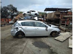 opel astra h berlina del año 2005