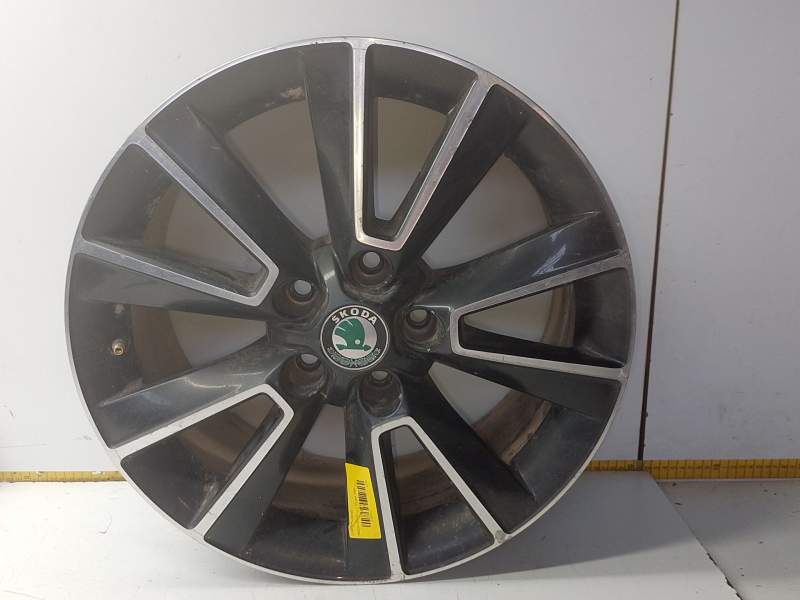 Recambio de llanta aluminio para skoda yeti (5l) 2.0 tdi 4x4 referencia OEM IAM 5L0601025F  
