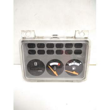 Recambio de cuadro instrumentos para nissan referencia OEM IAM 248106K000  CUADRO MANDOS CARRETILLA FDO2A25Q