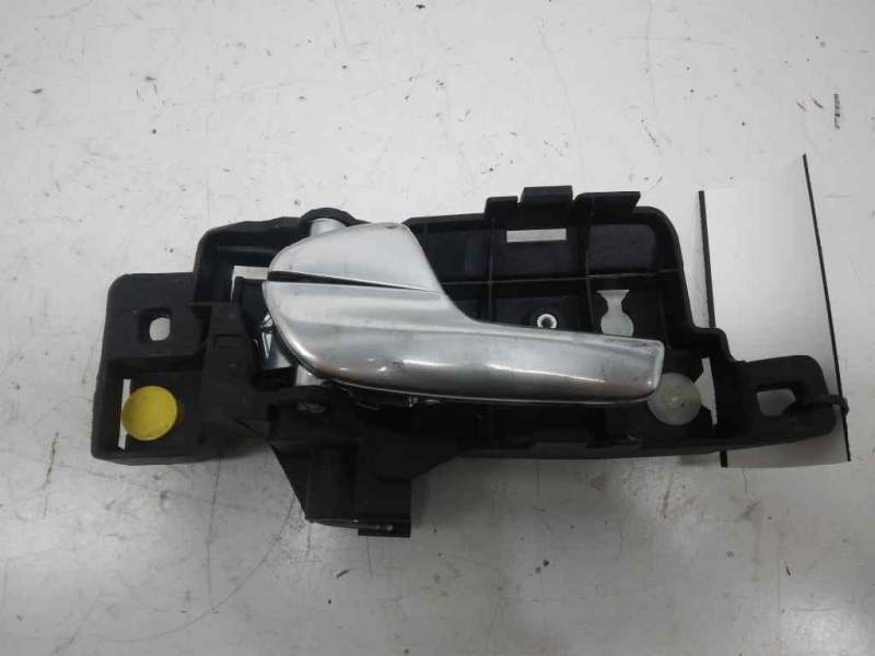Recambio de maneta interior delantera izquierda para ford mondeo ber. (ca2) referencia OEM IAM   
