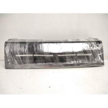 Recambio de rejilla delantera para nissan sunny ii (n13, b12) 1.6 i referencia OEM IAM 74131NW8000  