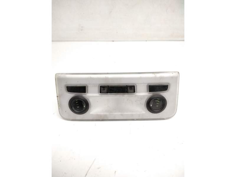 Recambio de luz interior para bmw 1 (e81) 120 d referencia OEM IAM 695125302  TRASERA CENTRAL