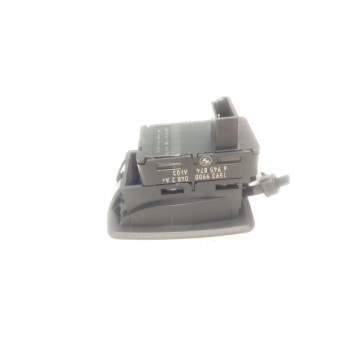 Recambio de mando elevalunas trasero derecho para bmw x5 (e70) xdrive 30 d referencia OEM IAM 6945874  