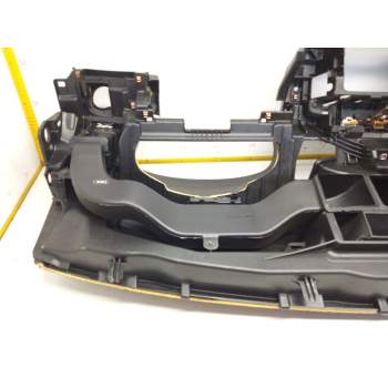 Recambio de salpicadero para opel insignia sports tourer cosmo referencia OEM IAM 13275639  