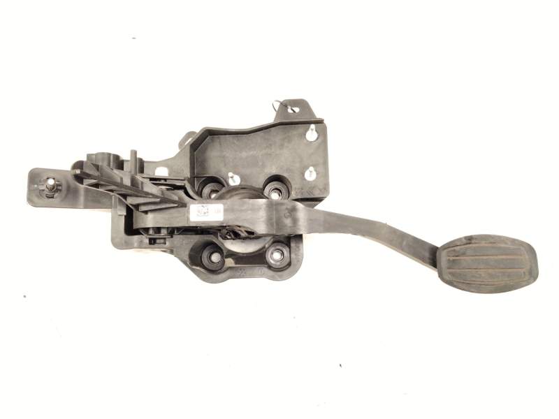 Recambio de pedal freno para peugeot 2008 i (cu_) 1.2 thp 130 / puretech 130 referencia OEM IAM 9824311680  