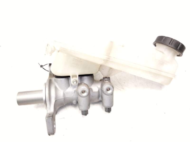 Recambio de bomba freno para peugeot 2008 i (cu_) 1.2 thp 130 / puretech 130 referencia OEM IAM 1643581380  