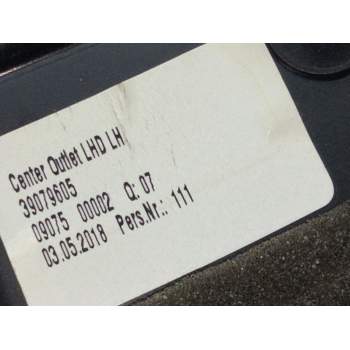Recambio de aireador central para opel astra k sports tourer excellence referencia OEM IAM 3907605  