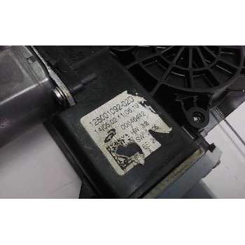 Recambio de elevalunas delantero izquierdo para renault clio iv limited referencia OEM IAM 12800109202D  