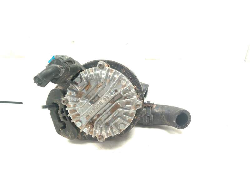 Recambio de bomba agua electrica para dacia bisgster referencia OEM IAM 039202452C  