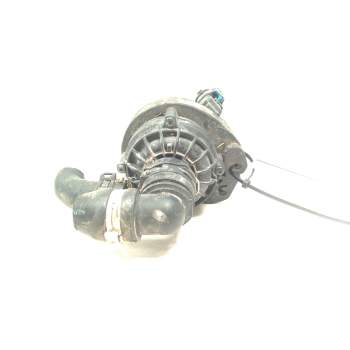 Recambio de bomba agua electrica para dacia bisgster referencia OEM IAM 039202452C  