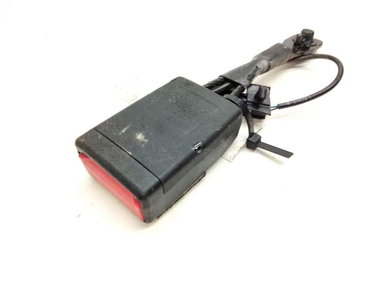Recambio de enganche delantero derecho para opel insignia sports tourer cosmo referencia OEM IAM 13327468  