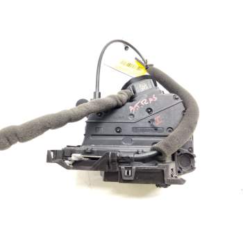 CERRADURA PUERTA TRASERA IZQUIERDA 825016604R 