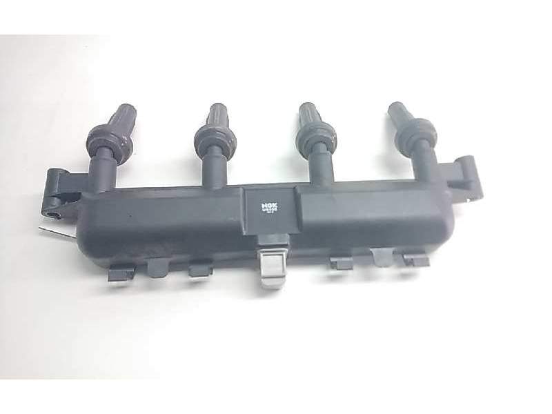 Recambio de bobina encendido para peugeot 206 berlina xn referencia OEM IAM NGKU6005481E  
