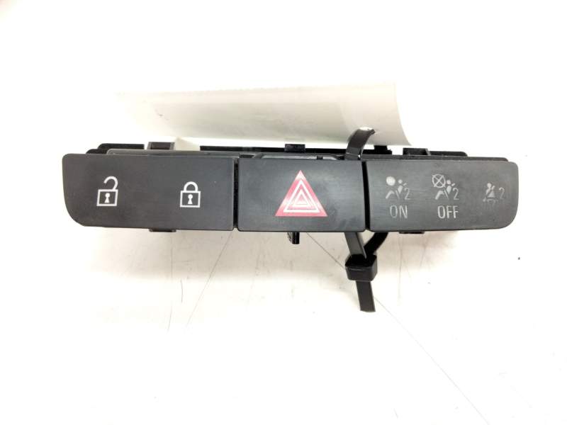 Recambio de warning para opel insignia sports tourer cosmo referencia OEM IAM 13324594  
