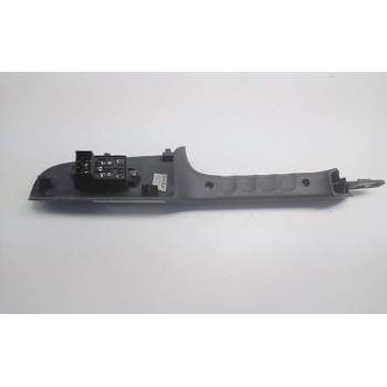 Recambio de mando elevalunas trasero izquierdo para kia rio 1.6 emotion referencia OEM IAM 935811G001  