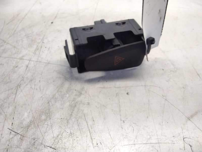 Recambio de warning para dacia dokker ambiance referencia OEM IAM   
