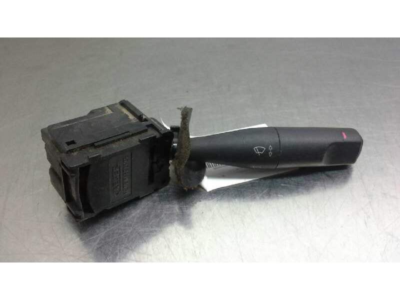 Recambio de mando limpia para citroën berlingo 1.9 d cumbre familiar referencia OEM IAM 33779002 96049596ZL 