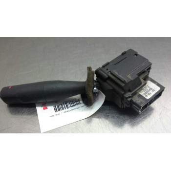 Recambio de mando limpia para citroën berlingo 1.9 d cumbre familiar referencia OEM IAM 33779002 96049596ZL 