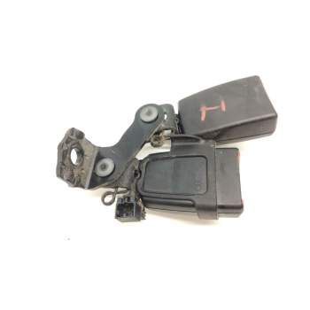 Recambio de enganche cinturon trasero izquierdo para audi a6 lim. (4g2) referencia OEM IAM 4G0857739A  