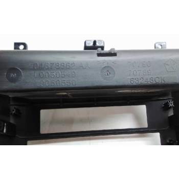 Recambio de aireador central para chrysler grand voyager lx referencia OEM IAM 04678862AA  