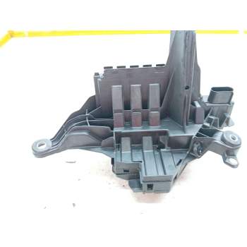 Recambio de caja fusibles para mercedes-benz glc coupe (c253) 250 4-matic (253.346) referencia OEM IAM A2535409715  