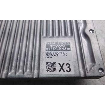 Recambio de centralita motor uce para toyota auris hybrid active referencia OEM IAM 896610ZM30 MB2756005370 