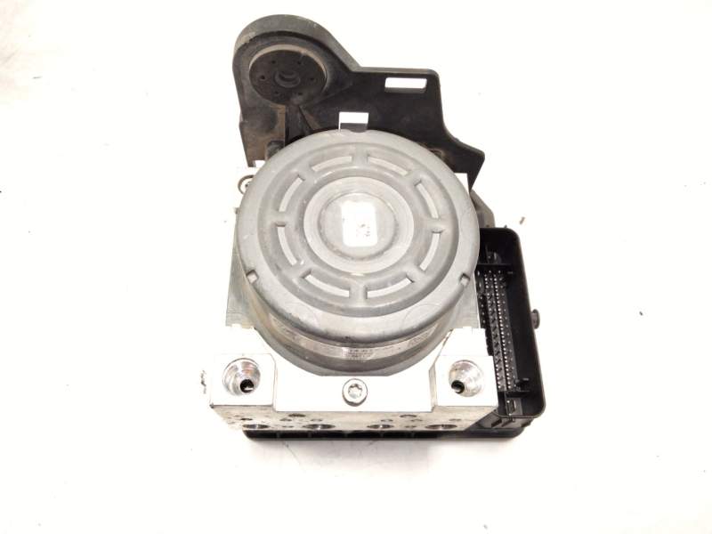 Recambio de abs para volkswagen golf vii lim. 1.6 16v tdi dpf referencia OEM IAM 3Q0614517  