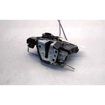 Recambio de cerradura puerta delantera izquierda para toyota auris hybrid active referencia OEM IAM 6904002210  