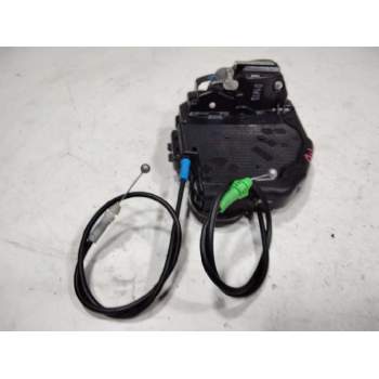 Recambio de cerradura puerta trasera derecha para toyota auris hybrid active referencia OEM IAM 6905005050  