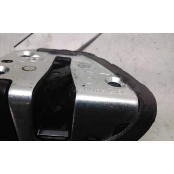 Recambio de cerradura puerta trasera izquierda para toyota auris hybrid active referencia OEM IAM A084219  