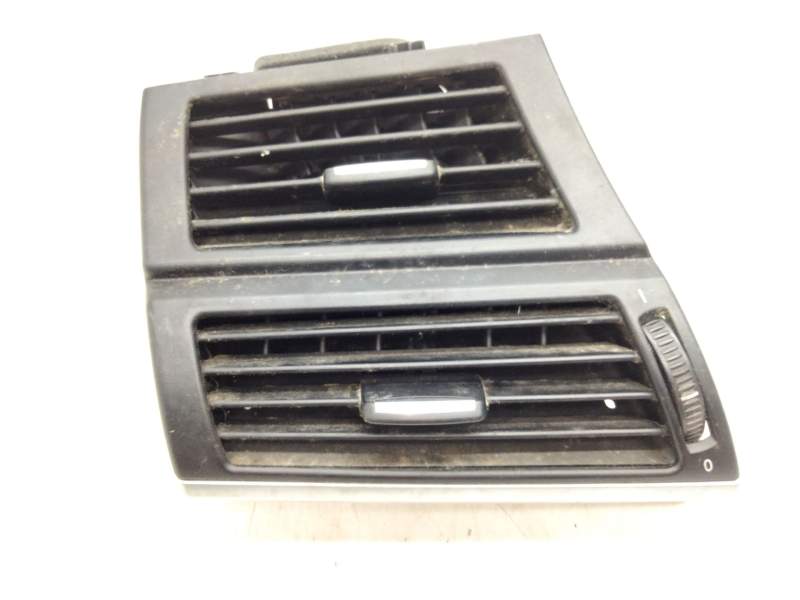 Recambio de aireador izquierdo para bmw x5 (e70) xdrive 30 d referencia OEM IAM 9227767  