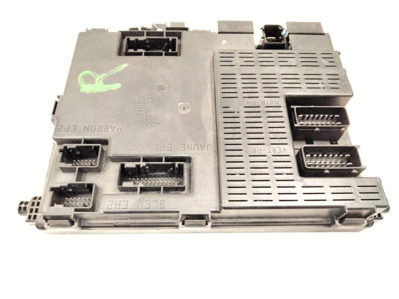 Recambio de caja reles para citroën xsara (n1) 1.9 d referencia OEM IAM 9650913880  