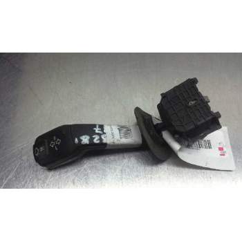 MANDO LUCES 01100410 8352172 91624