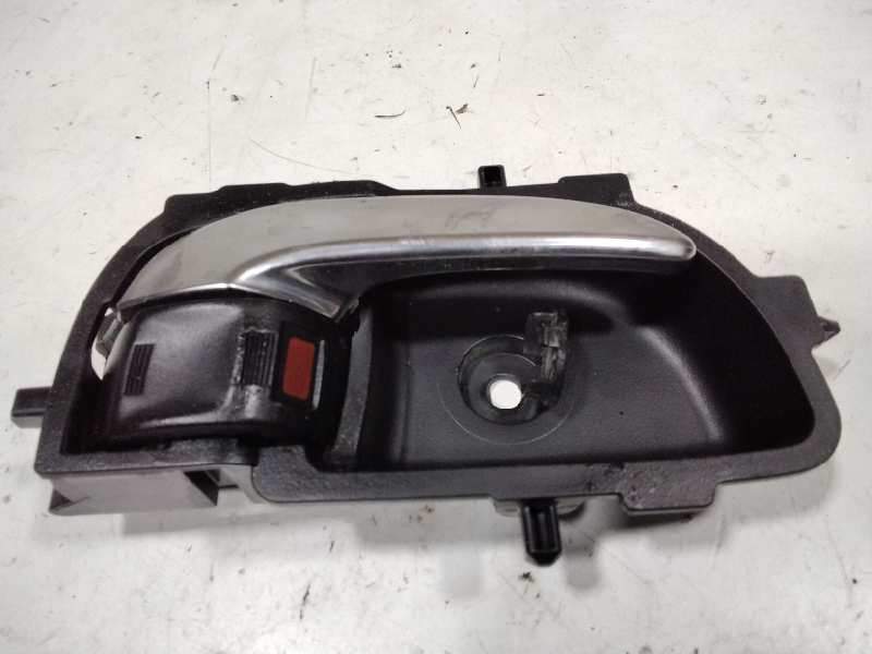 Recambio de maneta interior trasera derecha para toyota auris hybrid active referencia OEM IAM 69205 0D201  