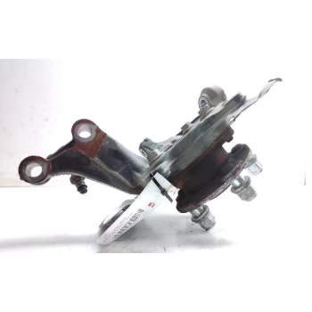 Recambio de mangueta delantera derecha para toyota auris hybrid active referencia OEM IAM F06R5R407  