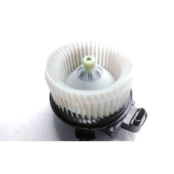 Recambio de motor calefaccion para toyota auris hybrid active referencia OEM IAM AV2727008085  