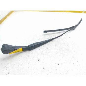 BRAZO LIMPIA DELANTERO IZQUIERDO A2058208301 