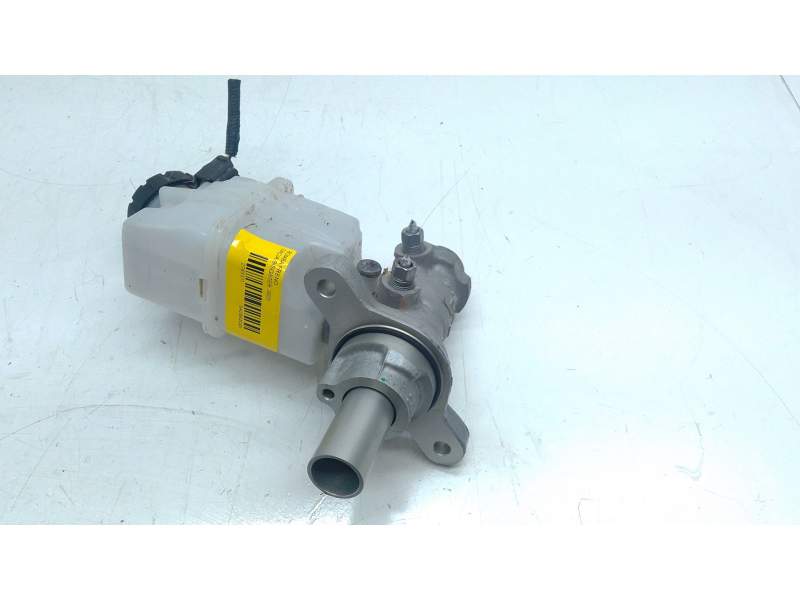 Recambio de bomba freno para dacia bisgster referencia OEM IAM 460919818R  